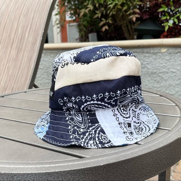 Handmade Reversible Bandana Bucket Hat/Sailing Boat&Bandanas SKU 88777 - Picture 10 of 16